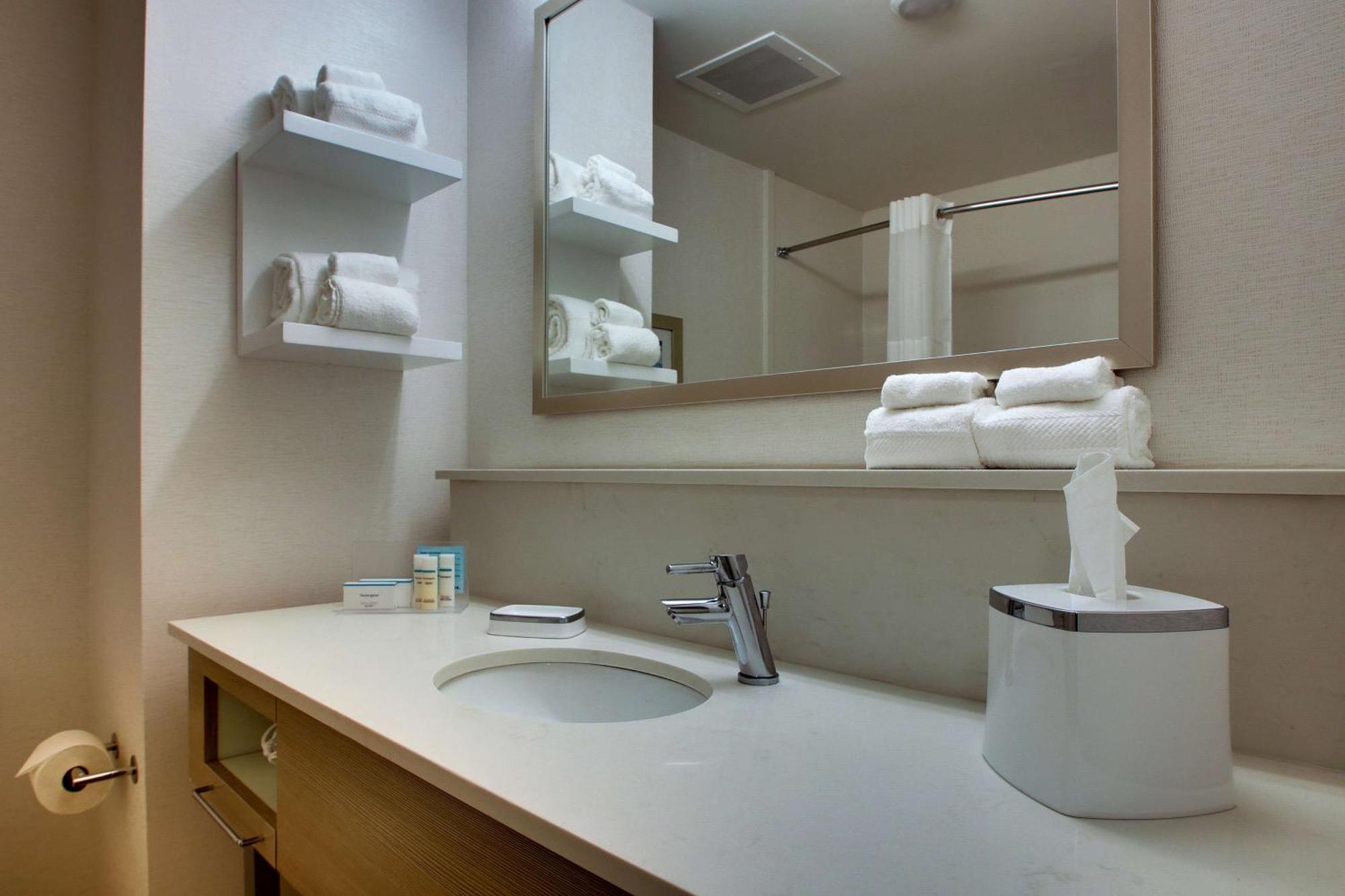 Hampton Inn Sneads Ferry Topsail Beach Экстерьер фото
