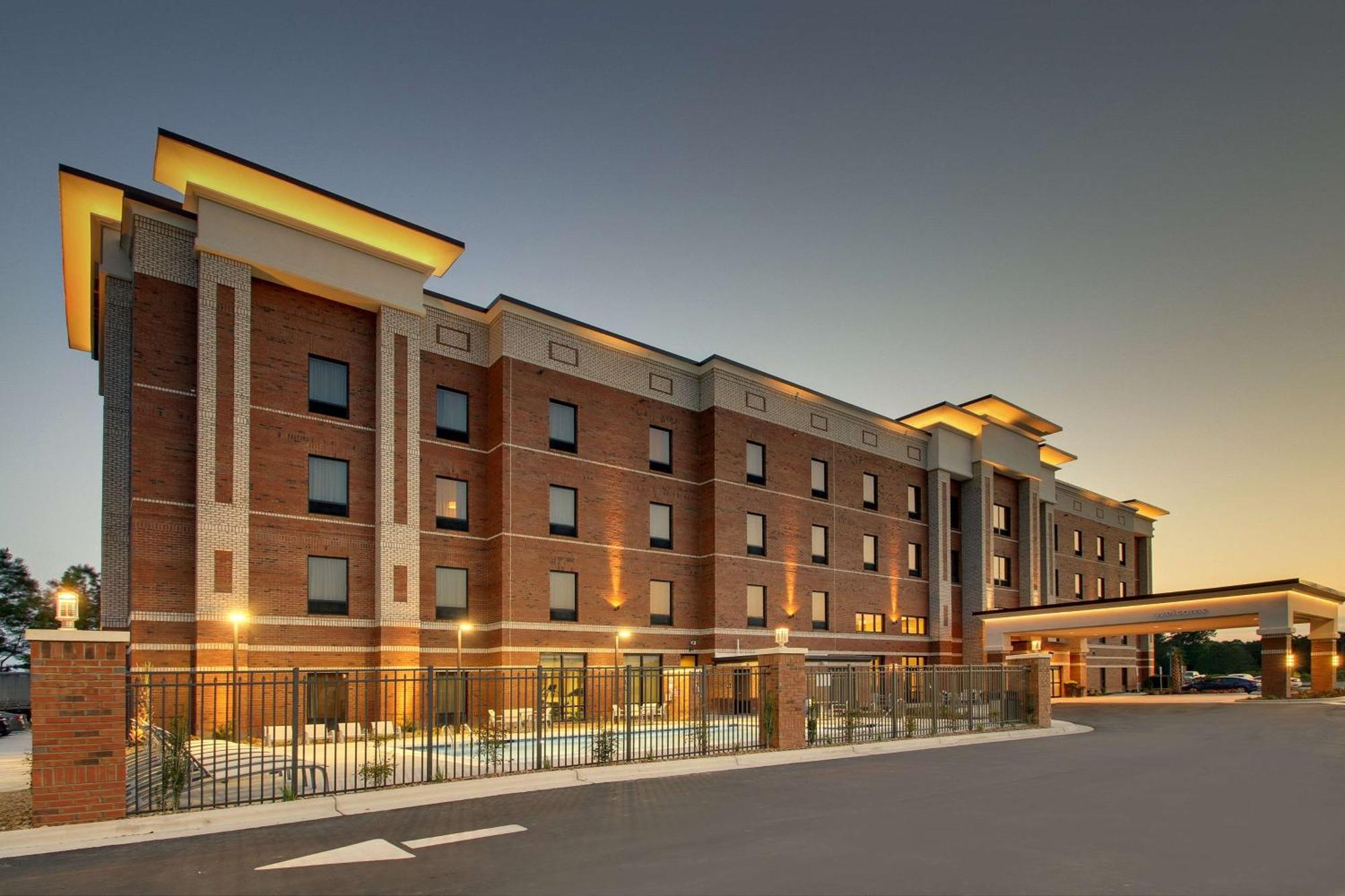 Hampton Inn Sneads Ferry Topsail Beach Экстерьер фото