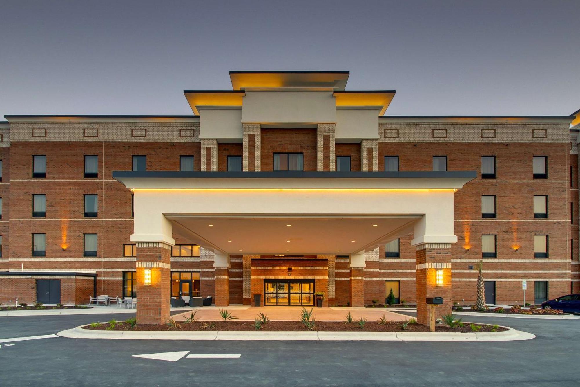 Hampton Inn Sneads Ferry Topsail Beach Экстерьер фото